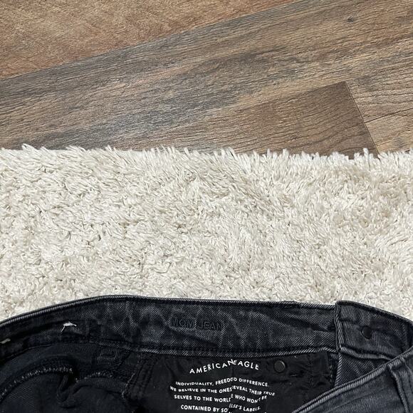 American Eagle Vintage-Inspired Washed Black Stretch High Rise Ankle Mom Jeans - Picture 6 of 7